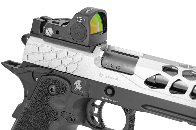 Pistolet Airsoft GBB Stryk Hi-Capa 5.1 Silver Lancer Tactical avec RMR