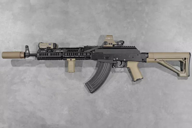 Réplique AKM GBBR Tokyo Marui \ Magpul\  Custom