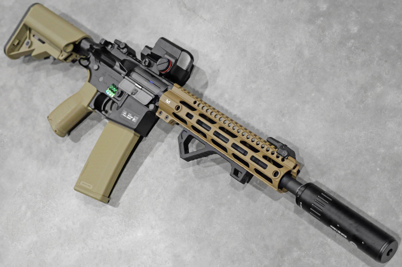 Réplique AR15 Noir/Tan carbine Specna Arms MK63 Aster Custom