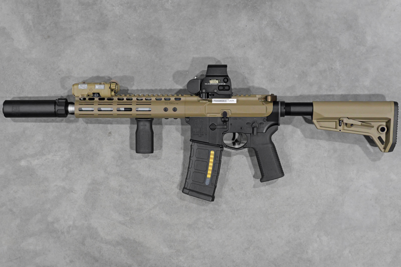 Réplique M4 G101 bi-ton NOVESKE BK/FDE Double Eagle GBBR Custom