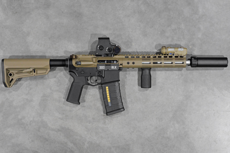 Réplique M4 G101 bi-ton NOVESKE BK/FDE Double Eagle GBBR Custom