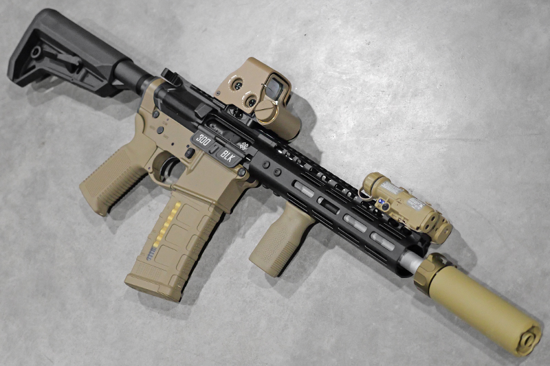 Réplique M4 G101 bi-ton NOVESKE FDE/BK Double Eagle GBBR Custom