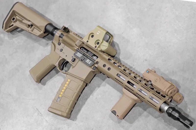 Réplique M4 G101 NOVESKE Tan Double Eagle GBBR MK68 Custom