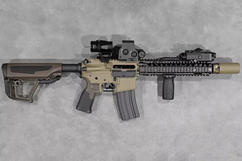 Réplique MK18 Daniel Defense Next Gen Tokyo Marui Signature 10 Cerakote Titan Custom