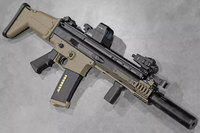 Réplique SCAR-L Bi-ton Next Gen M-lok Titan Custom