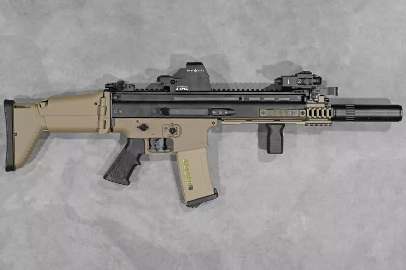 Réplique SCAR-L Bi-ton Next Gen M-lok Titan Custom